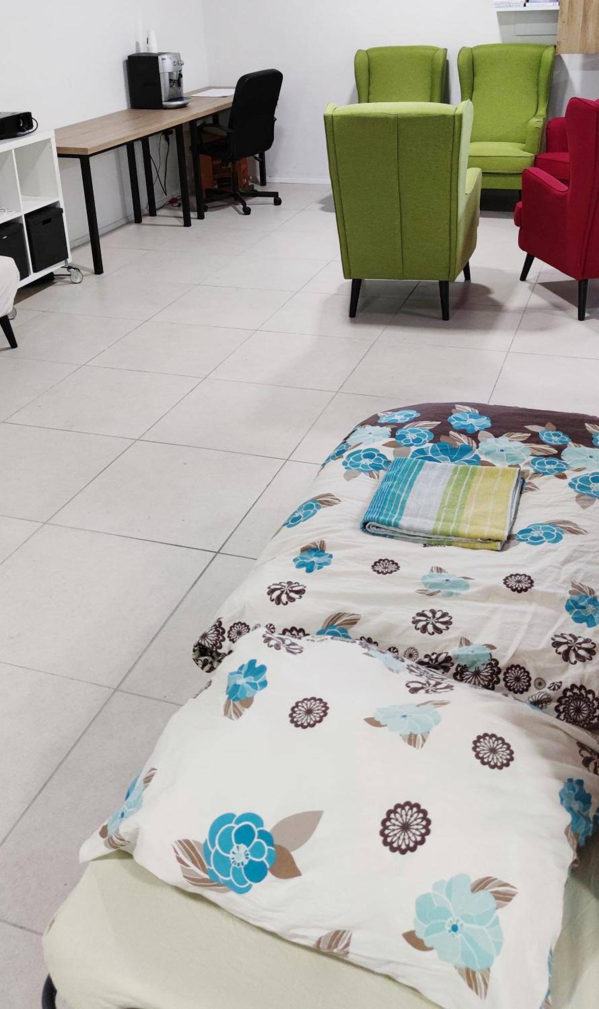 Krasny Priestranny Slnecny Apartman V Centre Mesta Trenčín Dış mekan fotoğraf